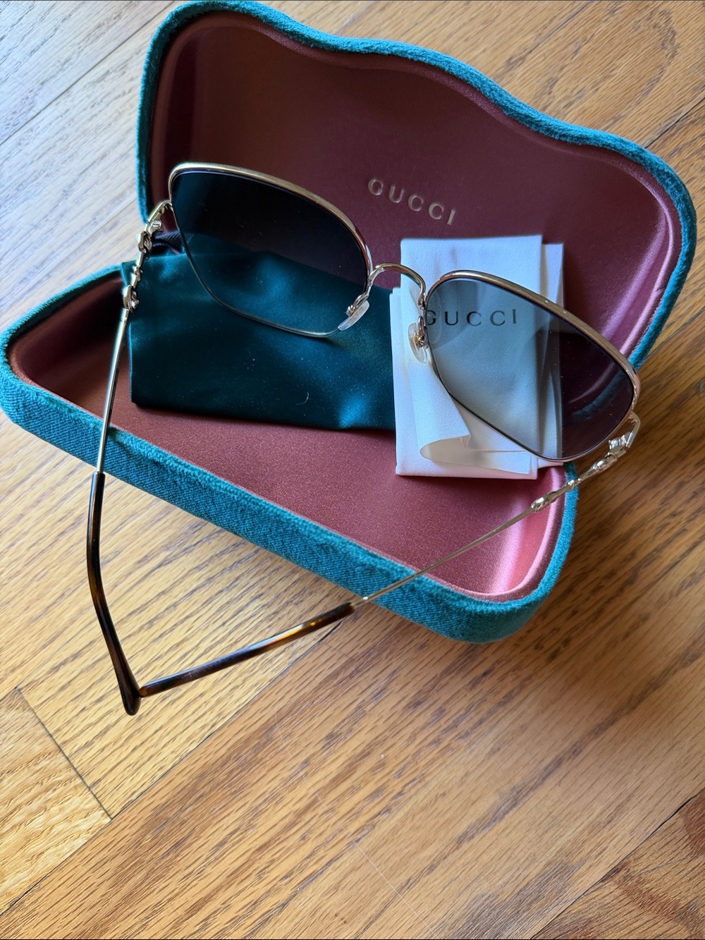 Gucci Gold Metal Frame Sunglasses with Blue-Gray Gradient Lenses - Picture 8 of 8